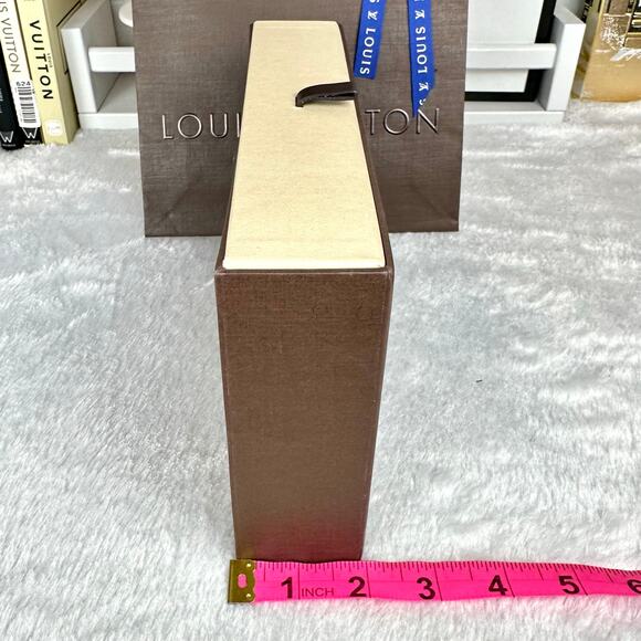 Louis Vuitton Box, Dust Bag, shopping bag and ribbon note card gift set! - Picture 9 of 10
